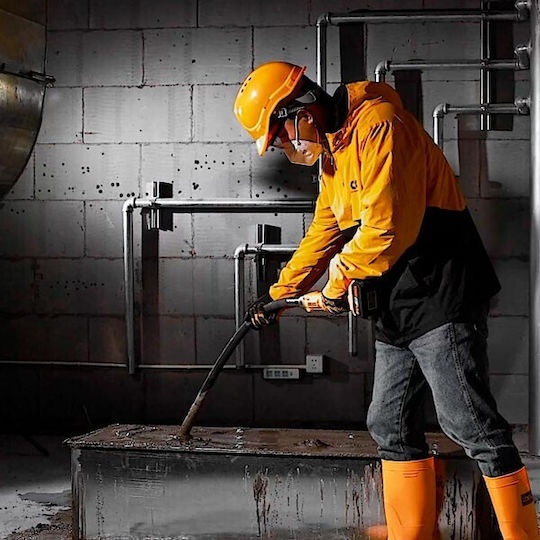 Vibrator Beton INGCO 20V cu Acumulator - imagine 5